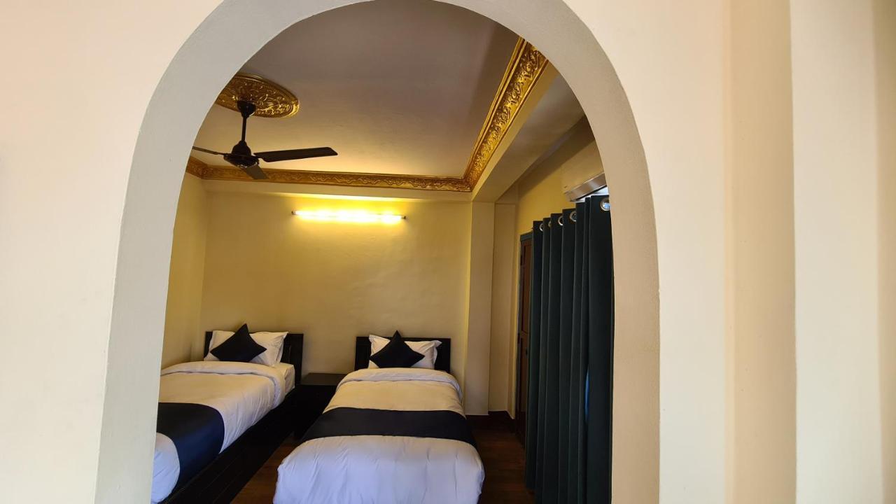 Temple Town Inn Katmandu Eksteriør bilde